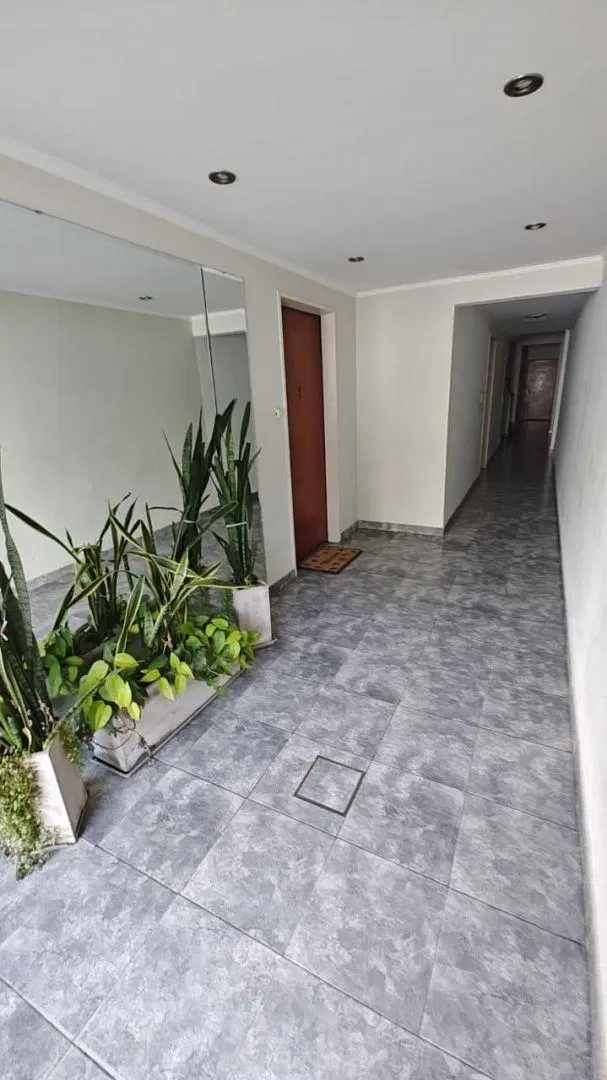 Depto. - Alquiler - 2 amb. - Colegiales - Bajas expensas.- 8