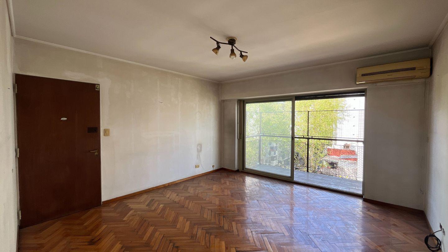 Foto de Depto. - Venta - 3 amb. - Flores - Balcón al frente.-, imagen 2
