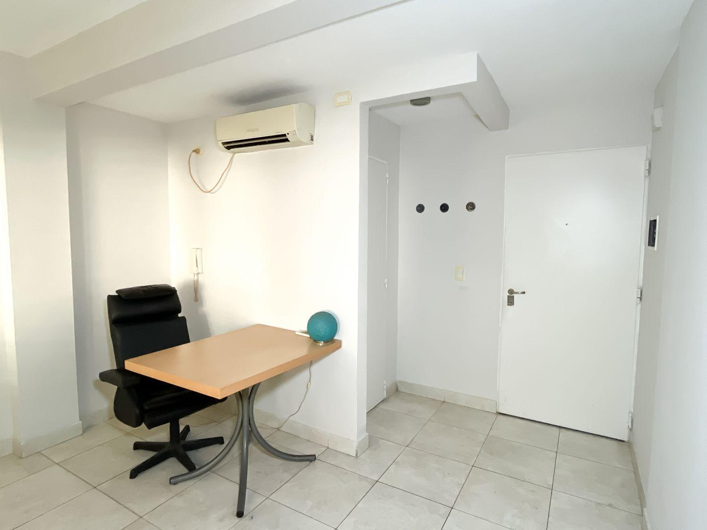 Foto de Oficina - alquiler - 1 amb - Palermo - Pileta., imagen 3