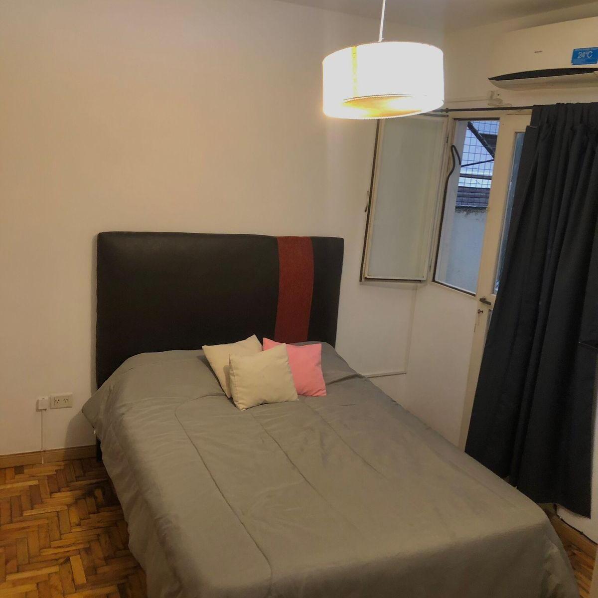 Semipiso de 3 Ambientes en El Corazon de San Telmo. vista Abierta! 2