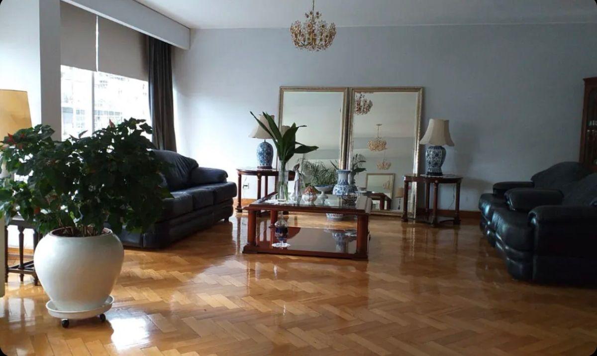 Foto de 4 ambientes con dependencia y baulera/ torre emblemática, imagen 2