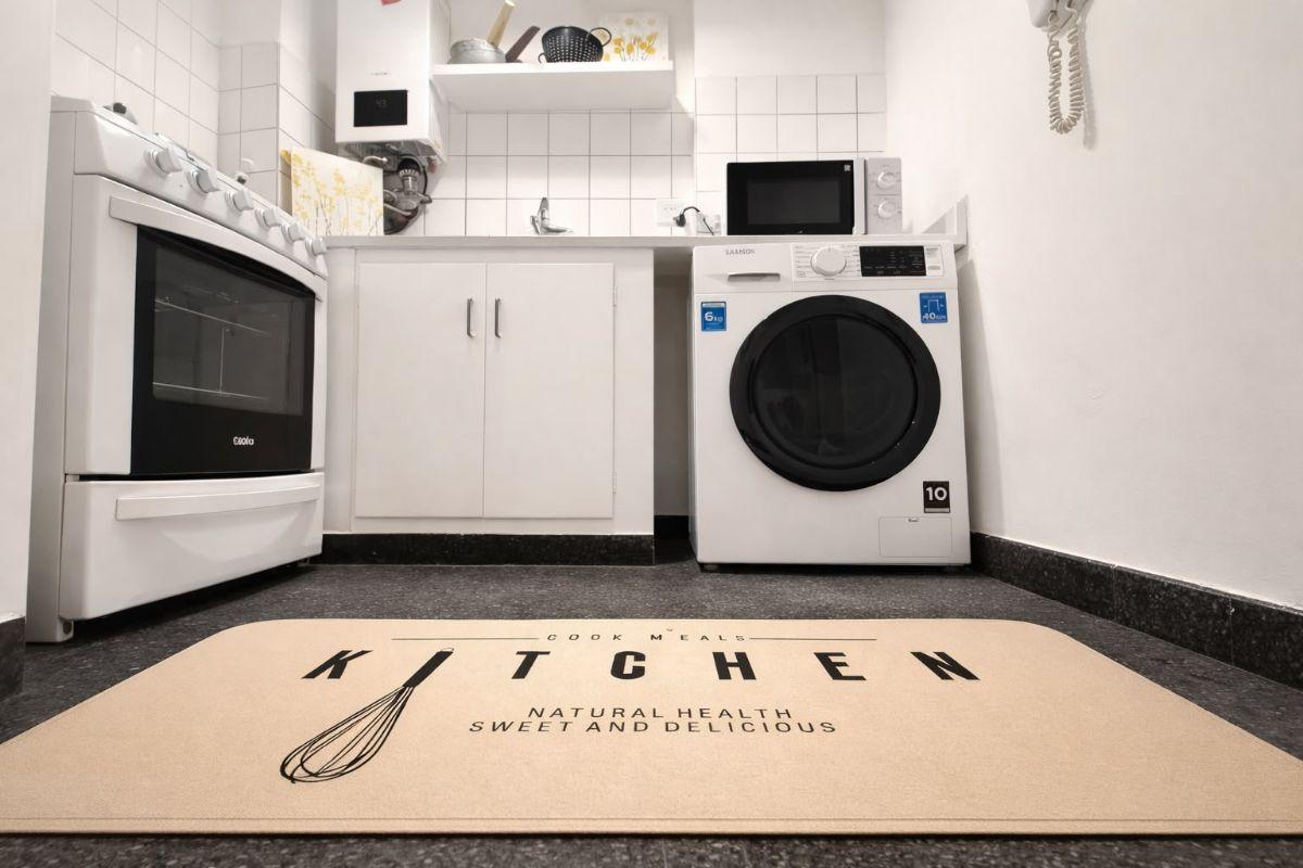 Foto de Excelente 2 ambientes en ubicacion privilegiada, equipado y amoblado, imagen 2