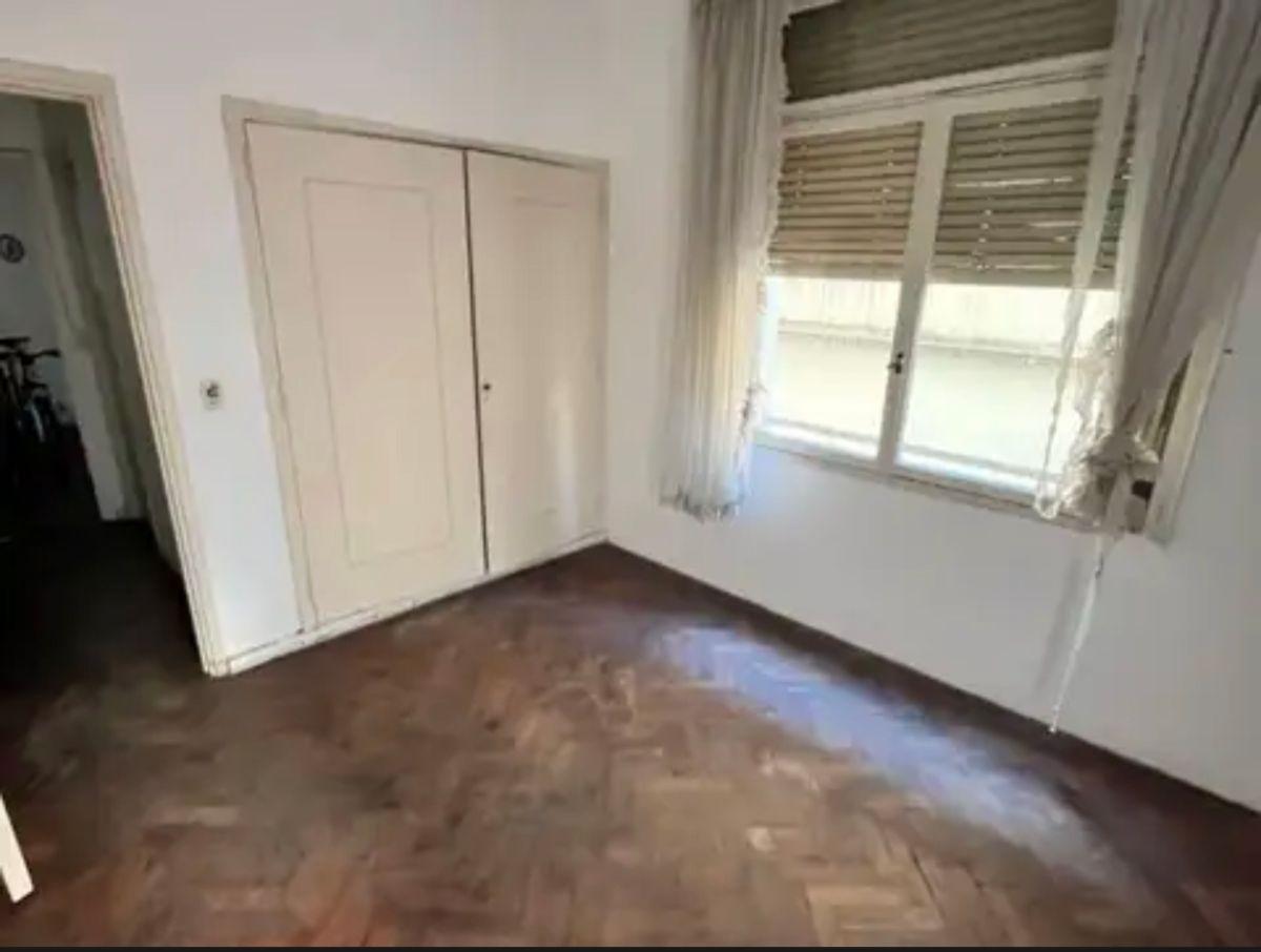 Foto de OPORTUNIDAD!!!!! AMPLIO 2 AMBIENTES A RECICLAR., imagen 3