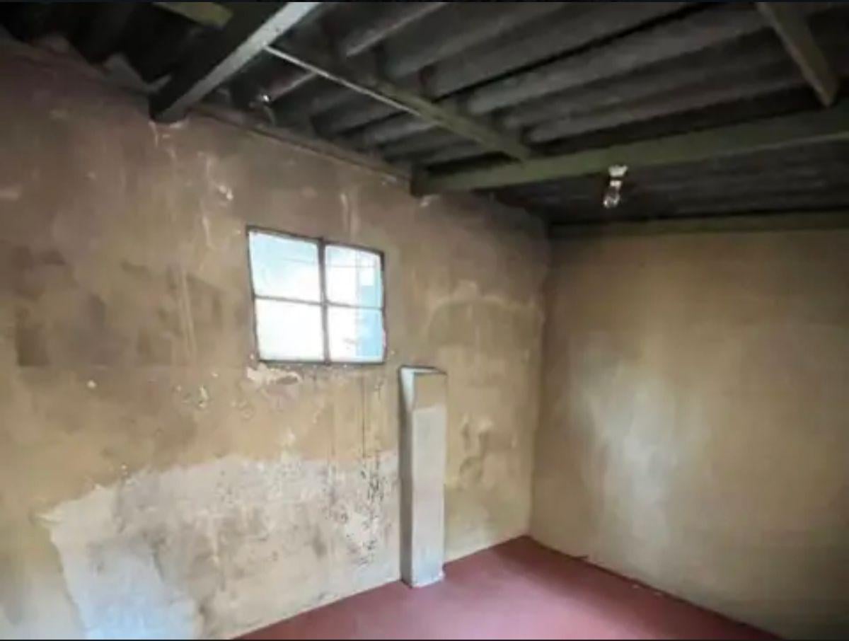 Foto de OPORTUNIDAD!!!!! AMPLIO 2 AMBIENTES A RECICLAR., imagen 4