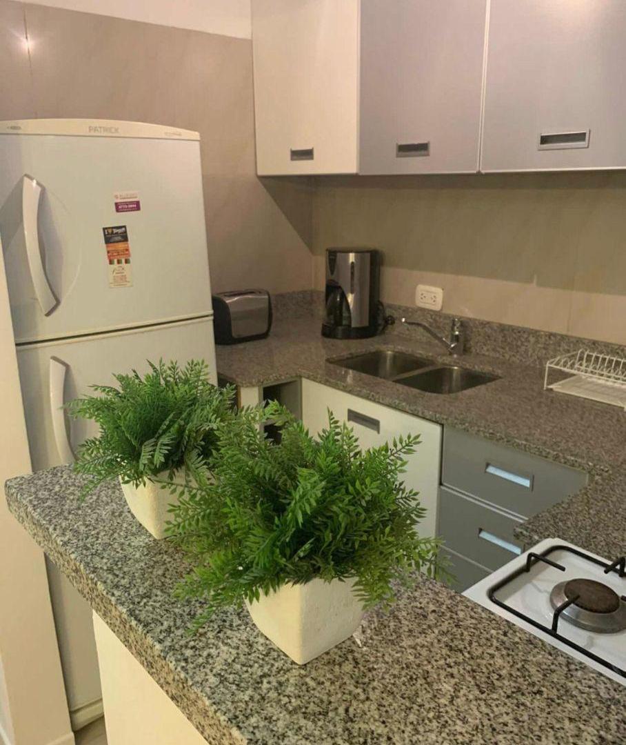 Foto de Hermoso 2 ambientes con patio. Amoblado!, imagen 1