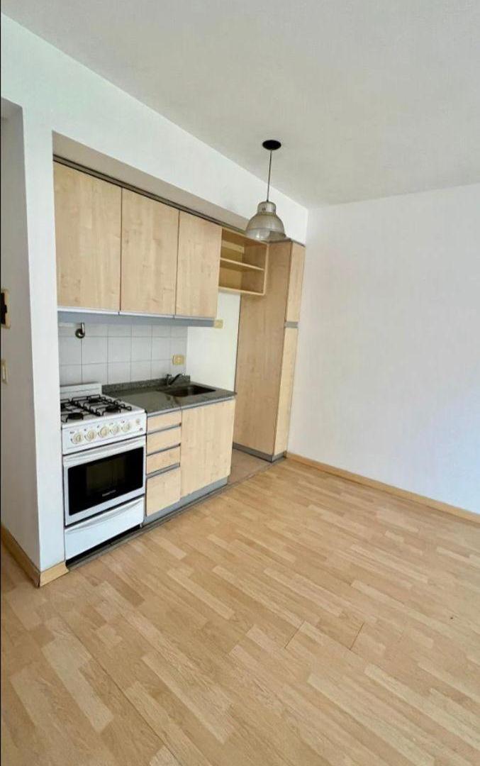 Foto de OPORTUNIDAD EN COLEGIALES! MONOAMBIENTE AMPLIO CON BALCÓN | APTO CRÉDITO, imagen 4