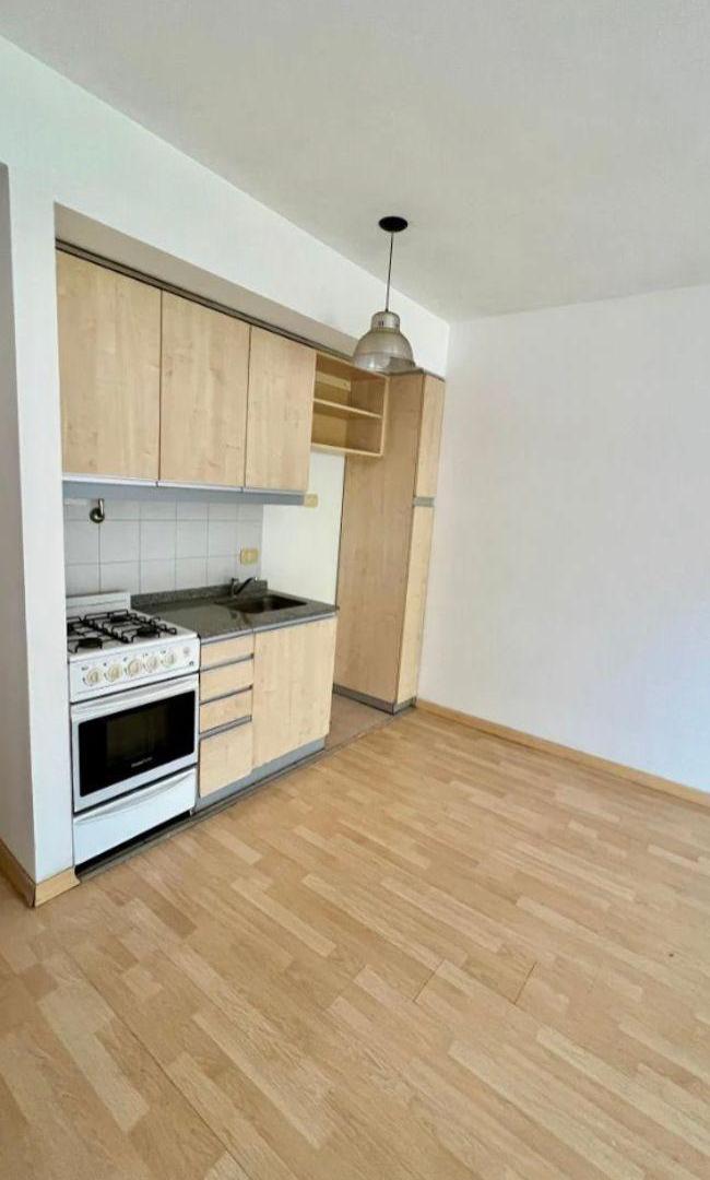 Foto de OPORTUNIDAD EN COLEGIALES! MONOAMBIENTE AMPLIO CON BALCÓN | APTO CRÉDITO, imagen 3
