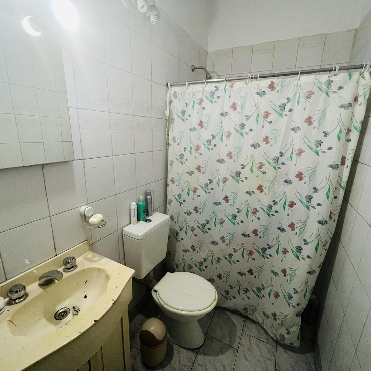 PH de 7 Ambientes con Patio y Terraza! - Saavedra 2