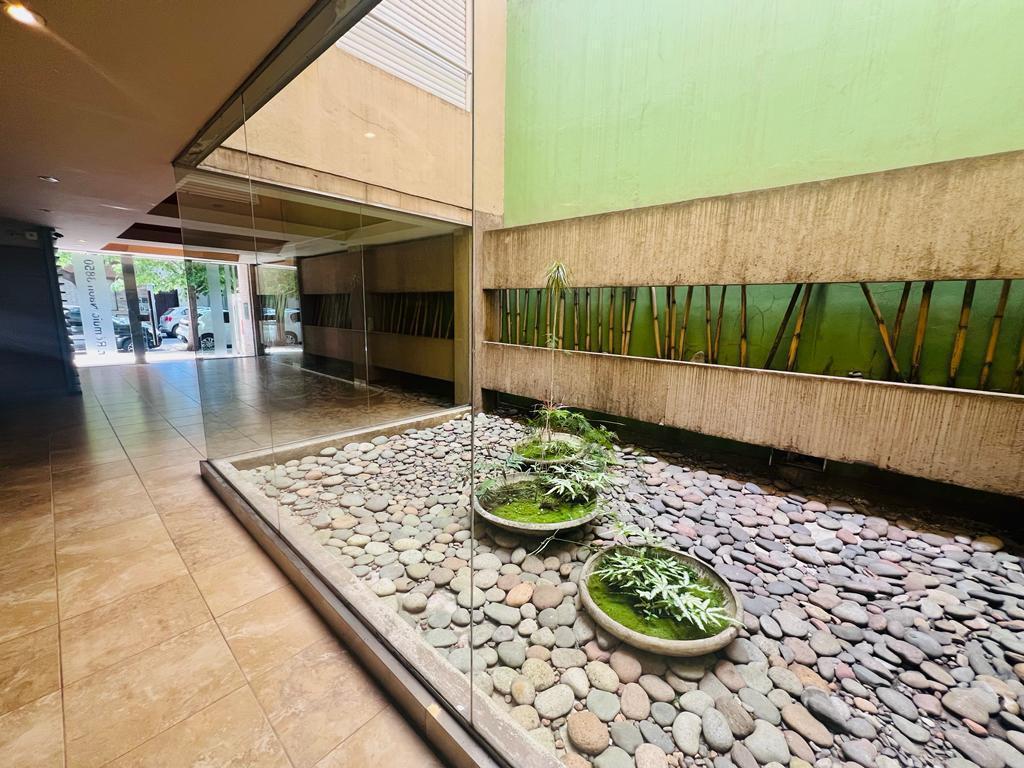 Venta con Renta / Departamento de Dos Ambientes / Saavedra 3