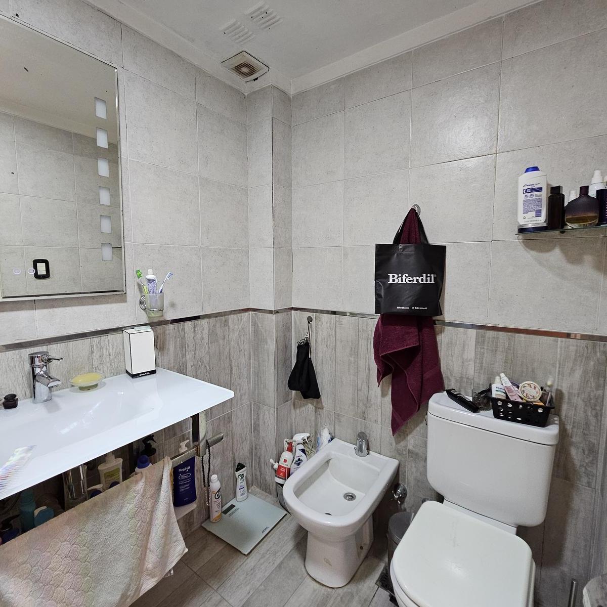 Triplex de 4 Ambientes con Cochera en Venta 5
