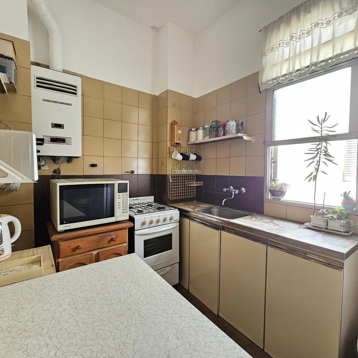 Departamento de 3 Ambientes en Venta! Saavedra 5