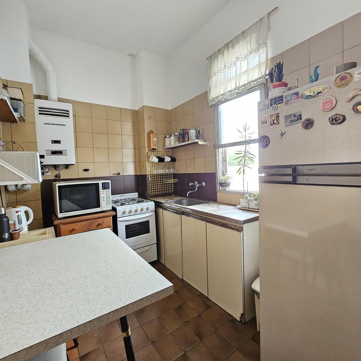 Departamento de 3 Ambientes en Venta! Saavedra 3