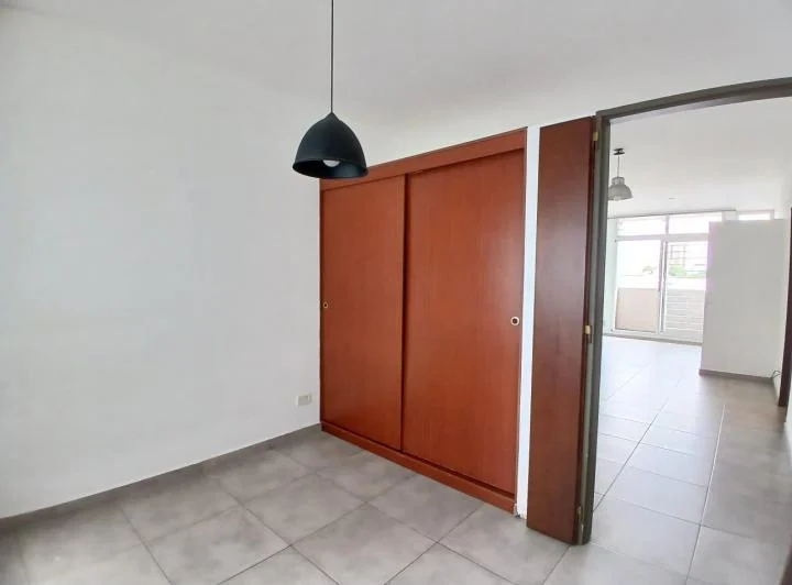 Departamento en  alquiler  con cochera cubierta Saavedra 5