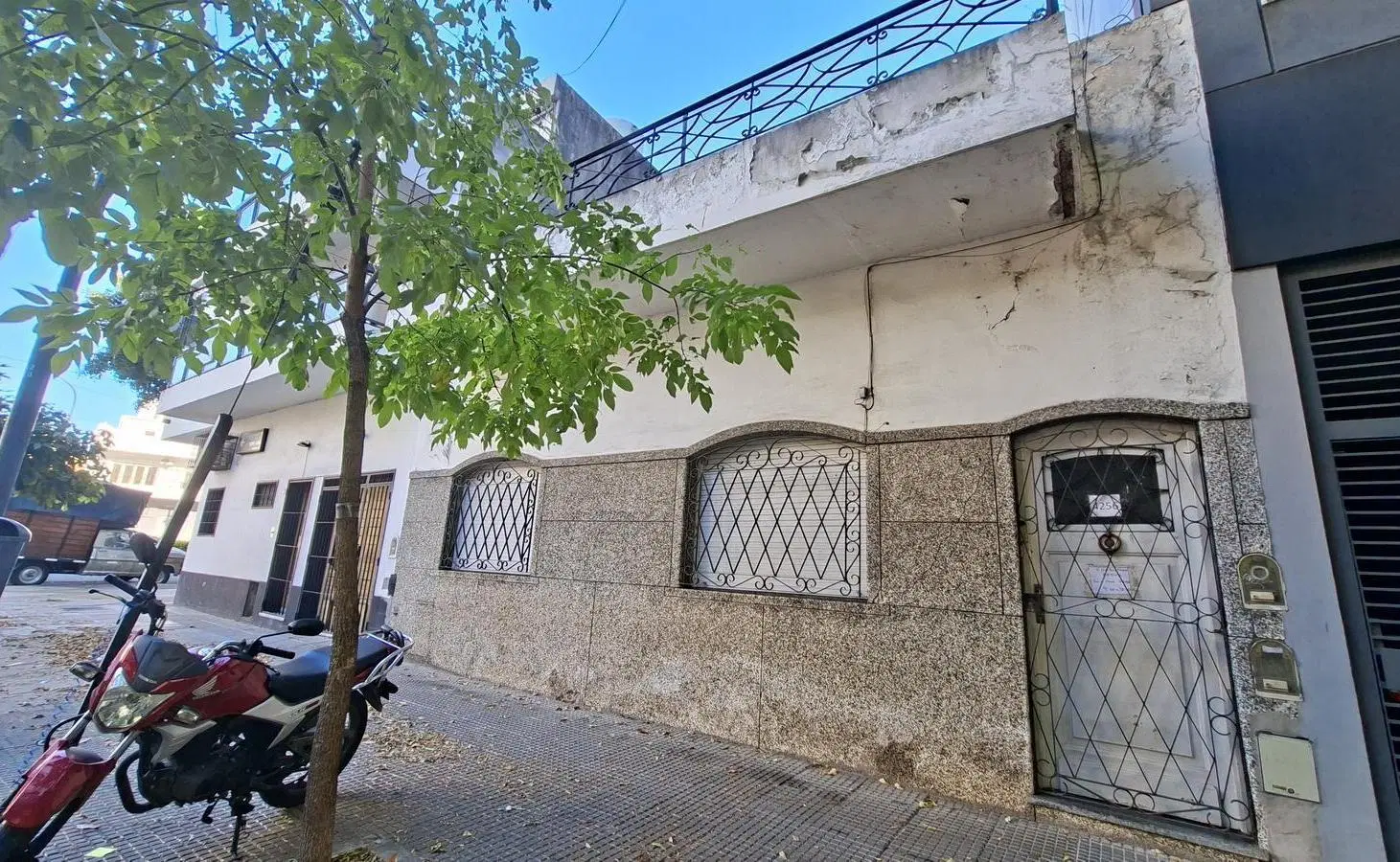 Lote de Terreno - Venta - Saavedra 8