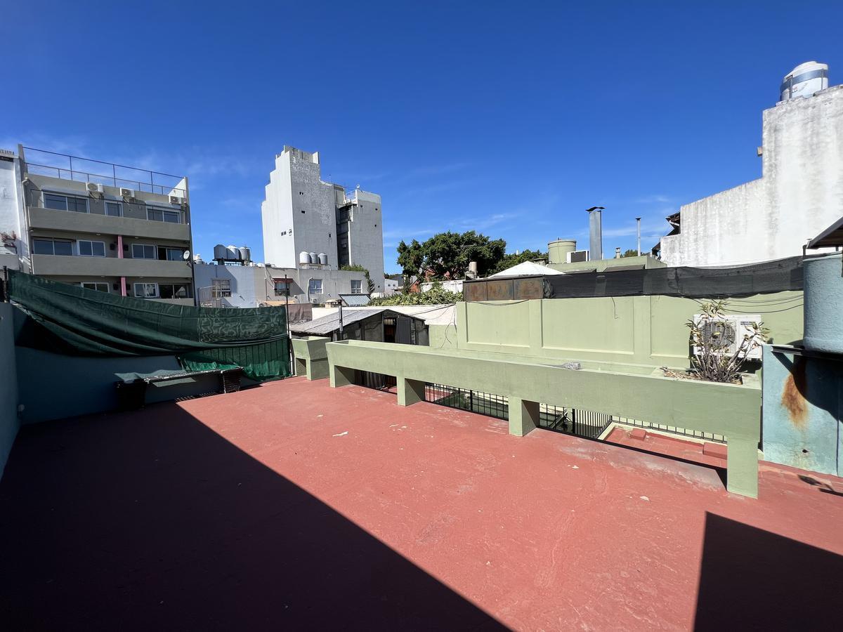 PH de 4 ambientes con patio y terraza propia. VENTA COGHLAN
