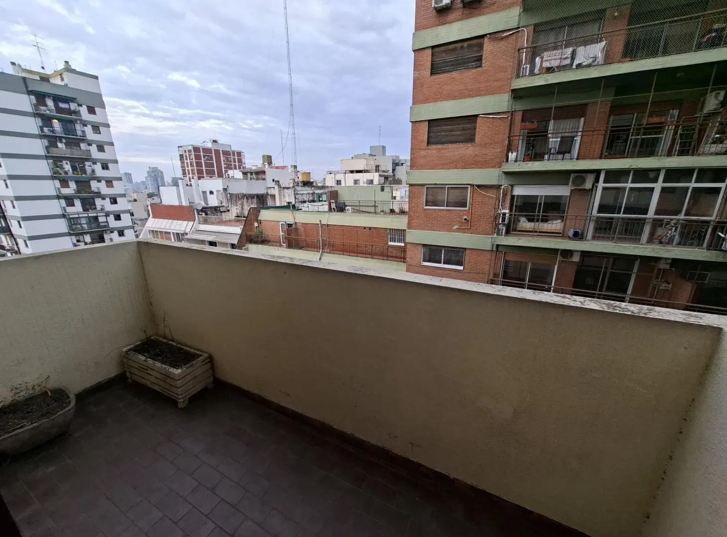 Departamento de 4 ambientes con dependencia y cochera - Venta - Nuñez 4