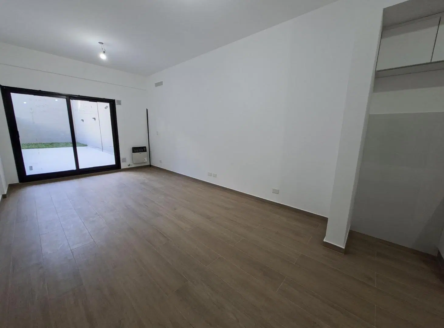 Departamento monoambiente con patio - Venta - Nuñez 3