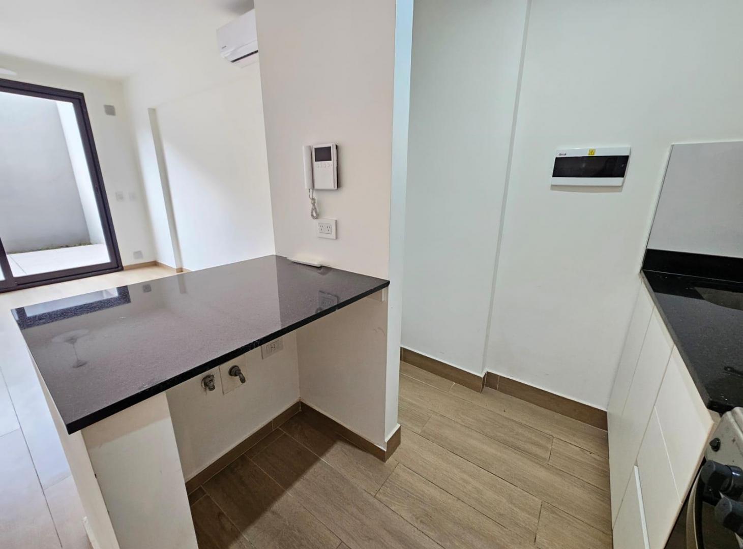 Foto de Monoambiente en ALQUILER con patio! Saavedra, imagen 3