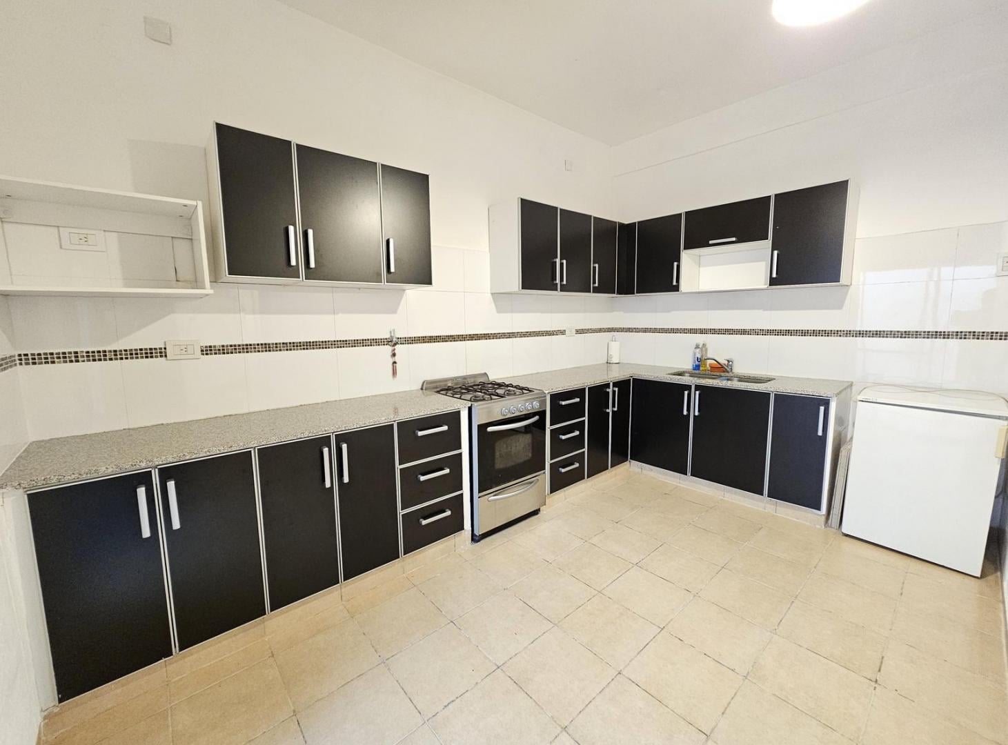 Foto de PH de 4 ambientes con patio - Venta - Saavedra, imagen 5