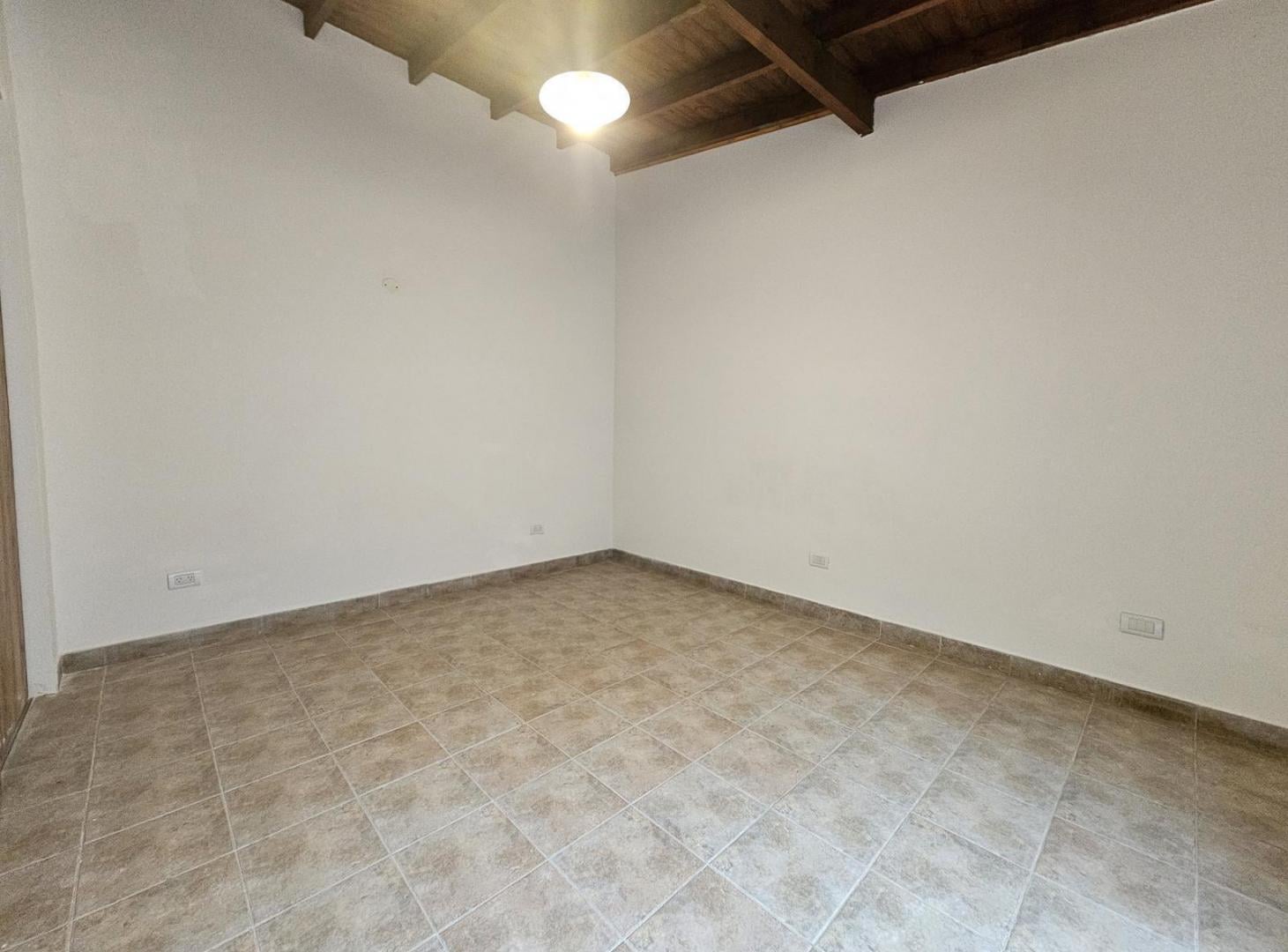 Foto de PH de 3 ambientes con terraza - Venta - Saavedra, imagen 2
