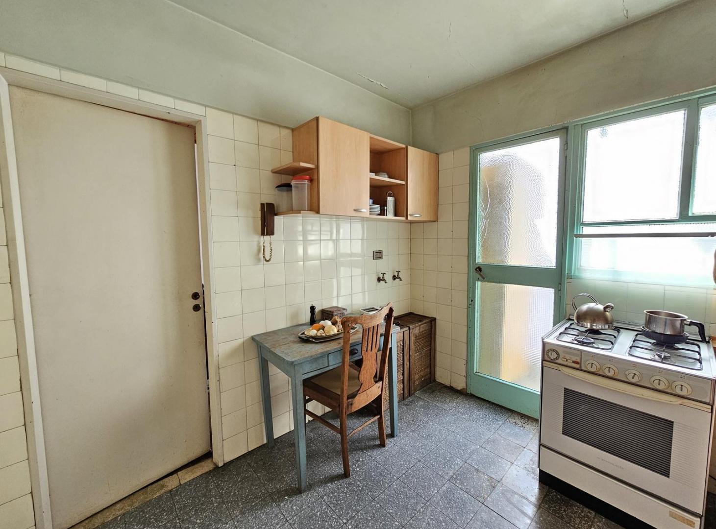Foto de Departamento 4 ambientes con dependencia - Venta - Palermo, imagen 3