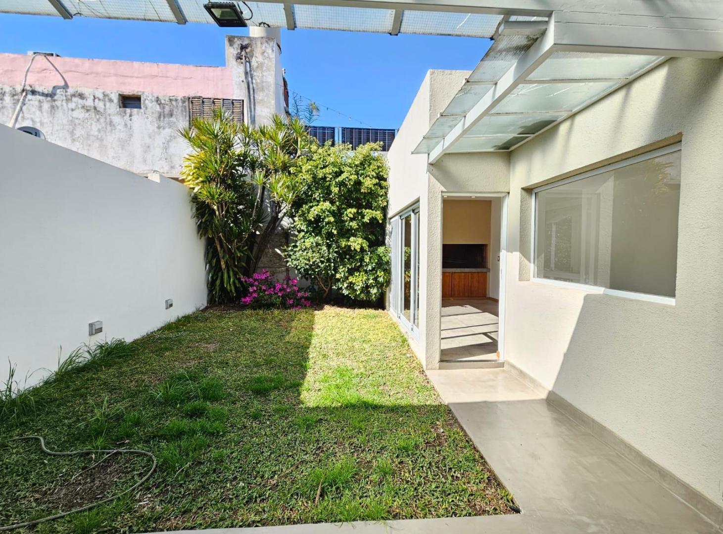 Foto de PH de 5 ambientes en Venta! Coghlan, imagen 5
