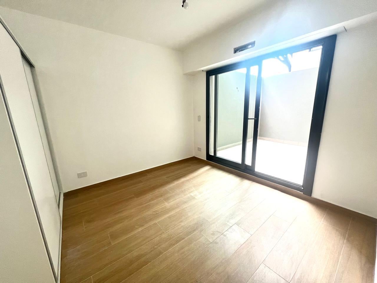 Foto de Monoambiente en alquiler con patio y balcón a estrenar, imagen 5