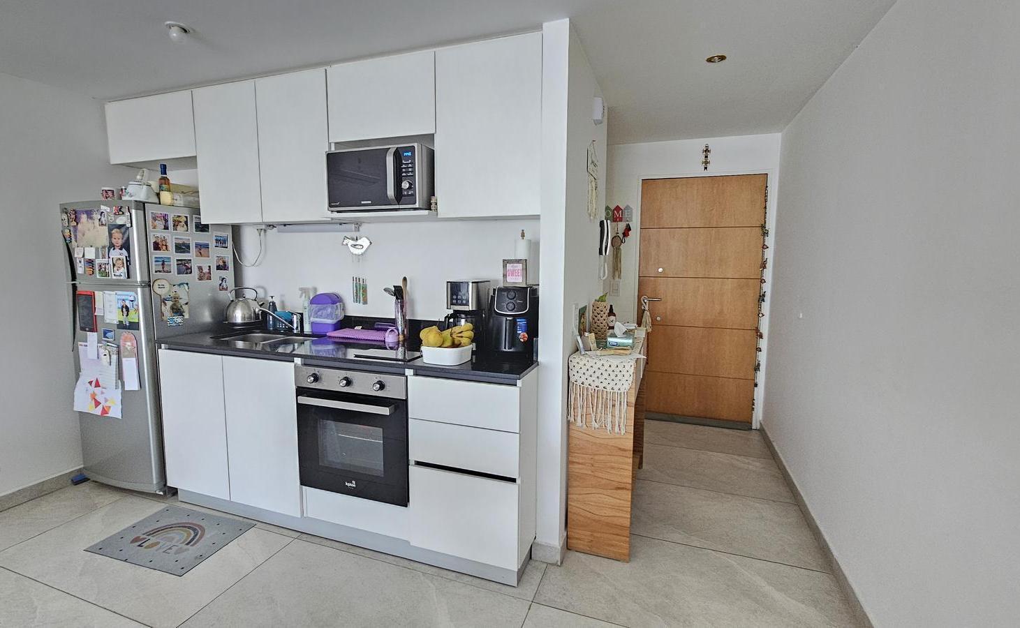 Foto de Departamento Monoambiente con balcón - Venta - Saavedra, imagen 1
