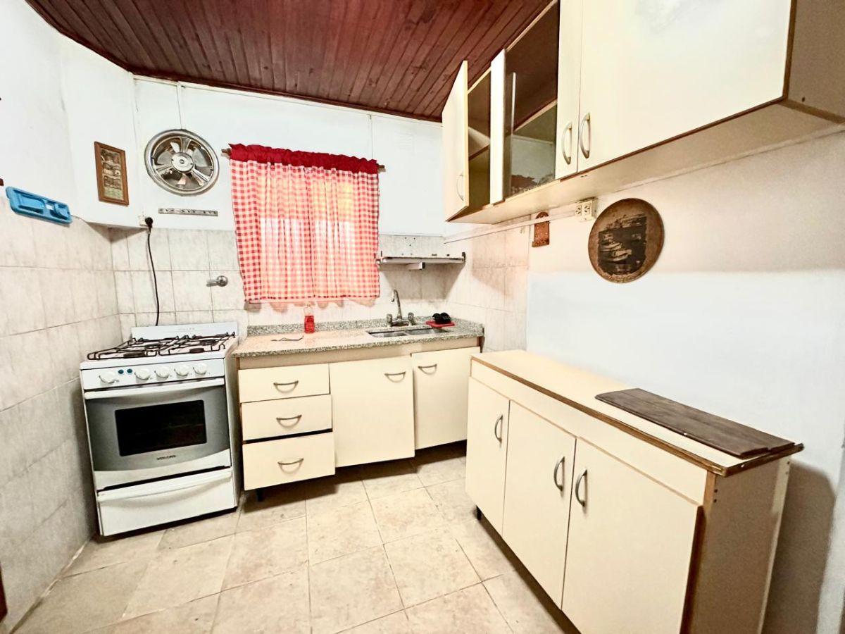 Foto de Local de 120 m² en alquiler en Cañuelas, imagen 2