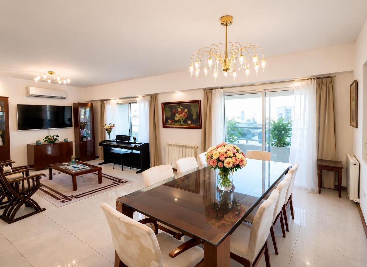 Foto de Venta Piso de 3 dormitorios. Gran Terraza y Cochera cubierta - Zona, imagen 2