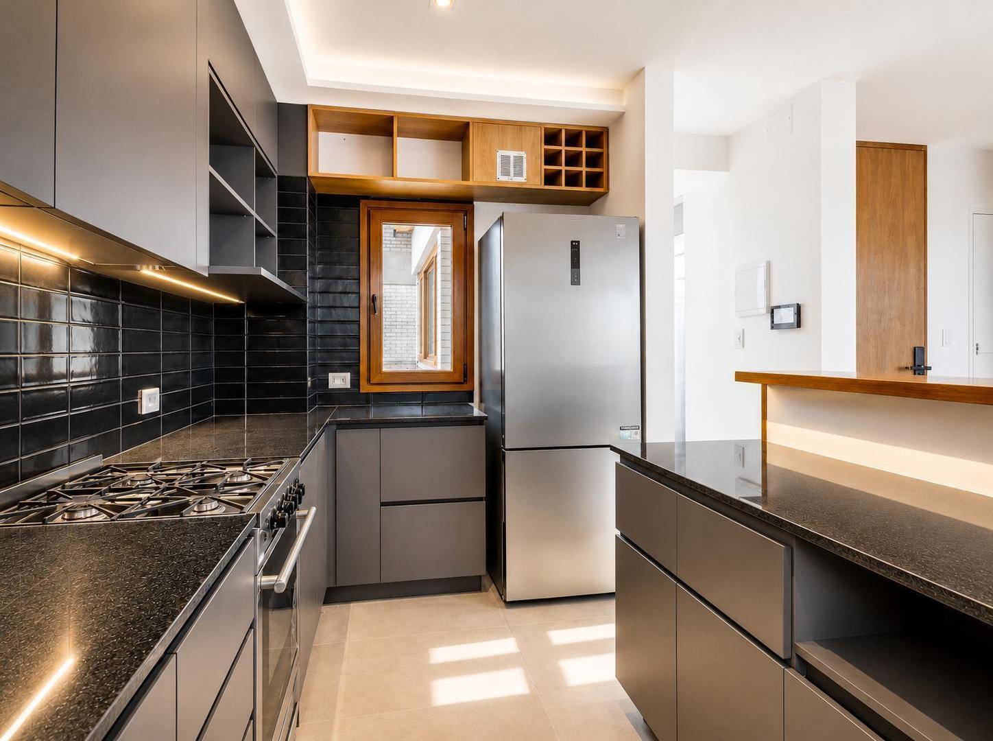 Foto de Venta/Alquiler Exclusivo Departamento 2 dormitorios con vistas a Plaza, imagen 2