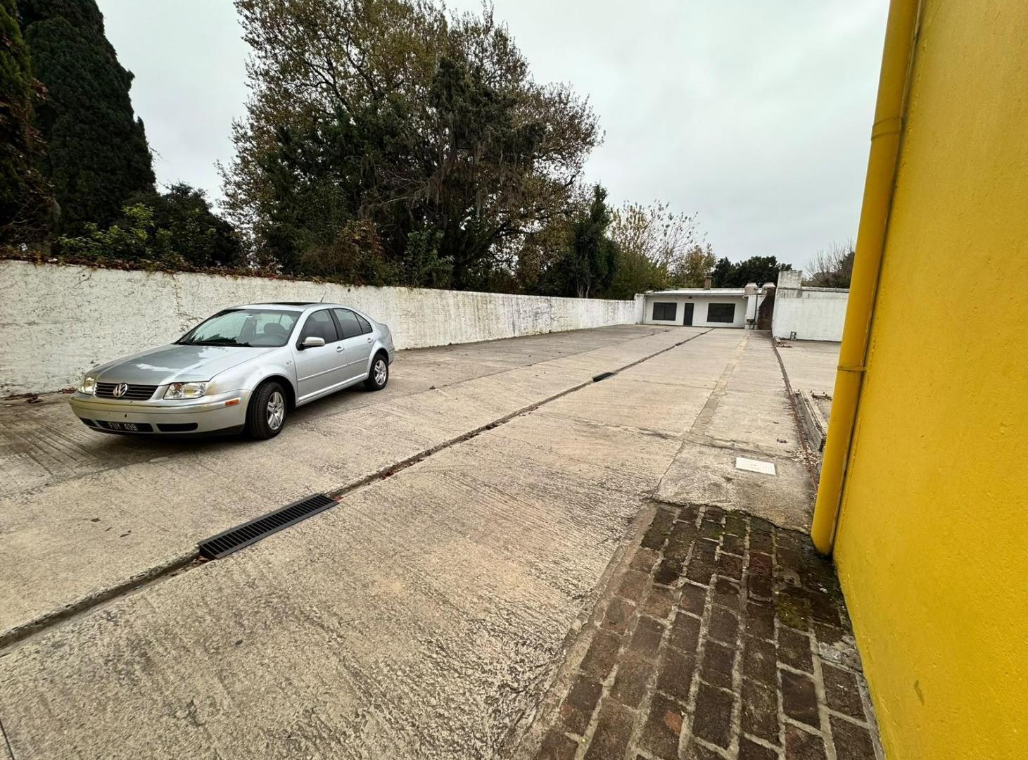 Foto de LOCAL EN VENTA – CITY BELL /LA PLATA, imagen 1