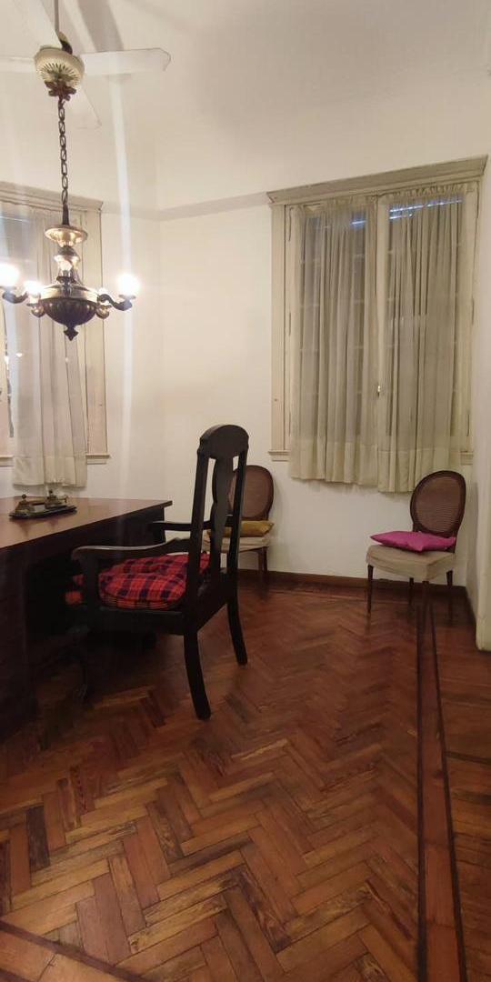 Foto de CASA EN VENTA – CALLE 8 ESQUINA 56 | IDEAL USO PROFESIONAL, OFICINAS O, imagen 3