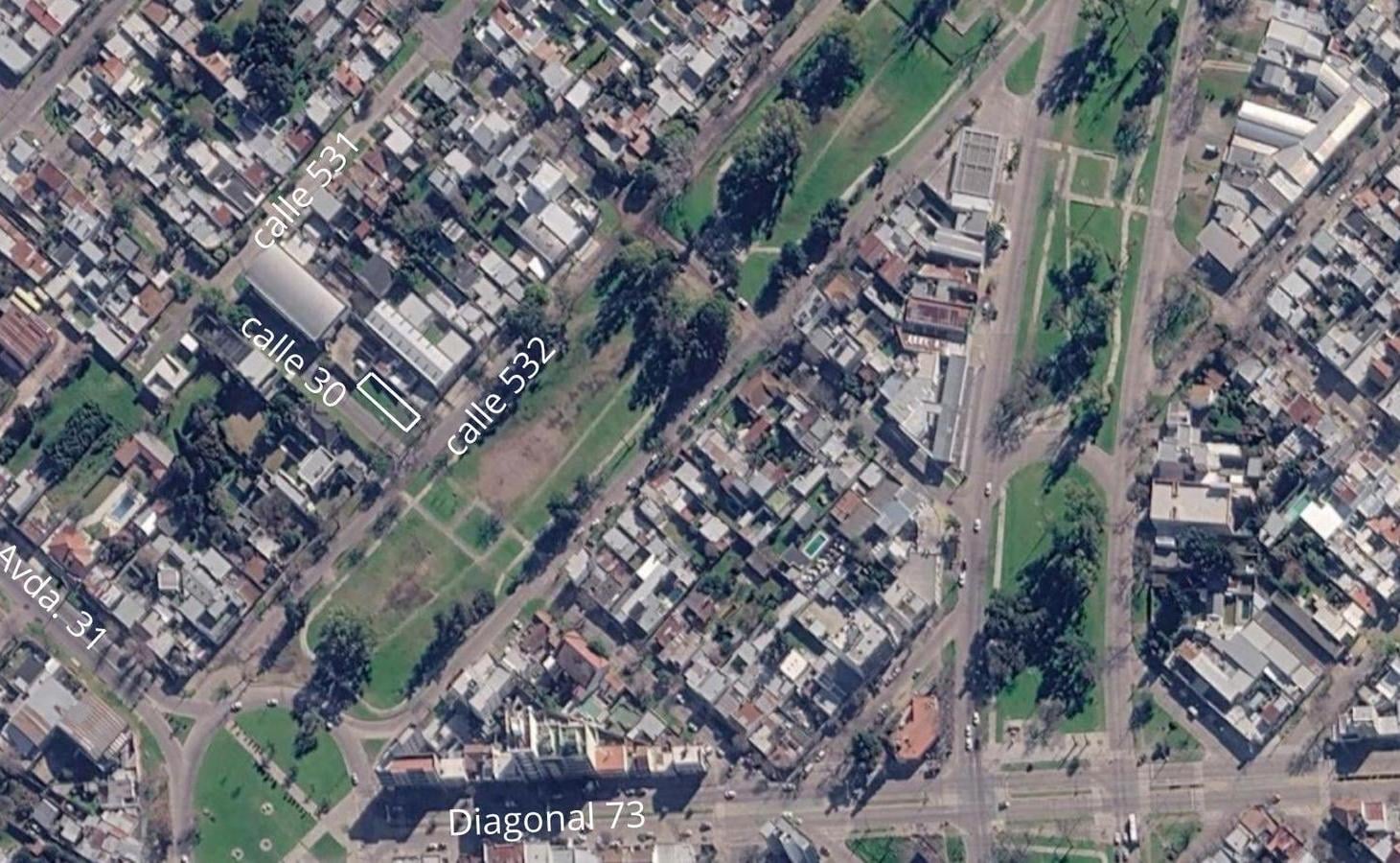 Foto de LOTE EN VENTA | CALLE 30 ESQUINA 532 | LA PLATA, imagen 2