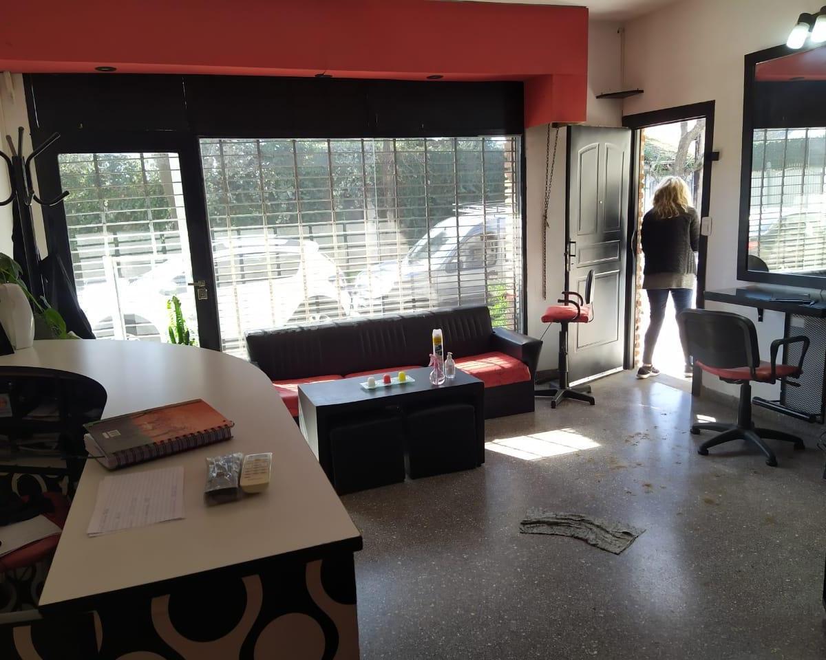 Venta - Casa, Departamento y Local en Quilmes 4
