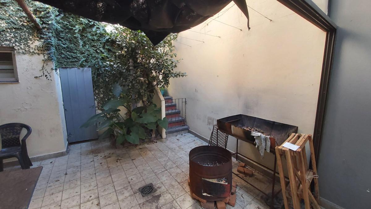 Quilmes Centro - Casa en Venta Zonificacion R1 4