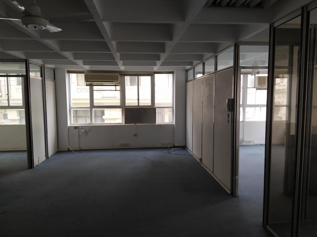 Venta Semi Piso Oficina 100 m² Alsina Esq Bolivar 5