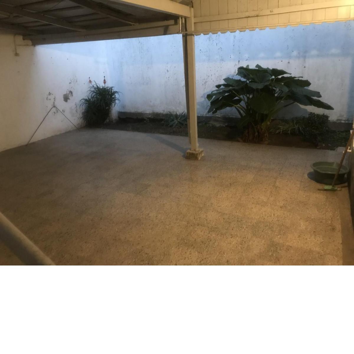 Quilmes Oeste - Casa de 3 Ambientes con Departamento 1