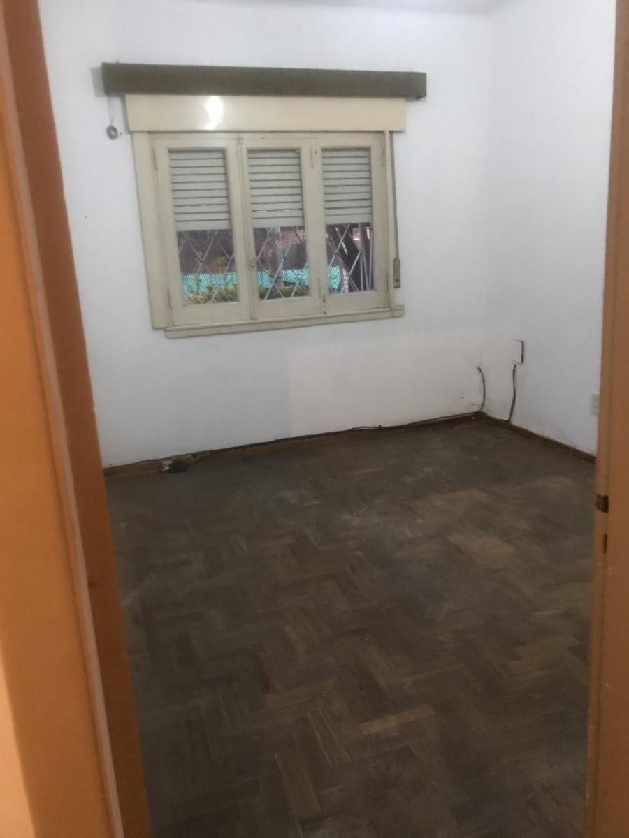 Quilmes Oeste - Casa de 3 Ambientes con Departamento 3