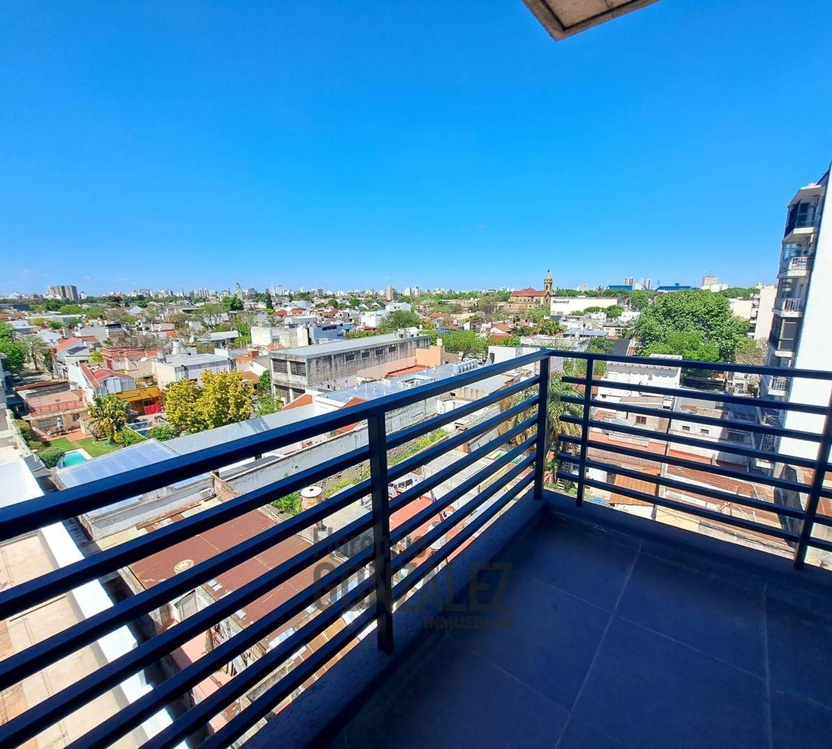 Ambientes Amplios y Bien Distribuidos - Balcon 3