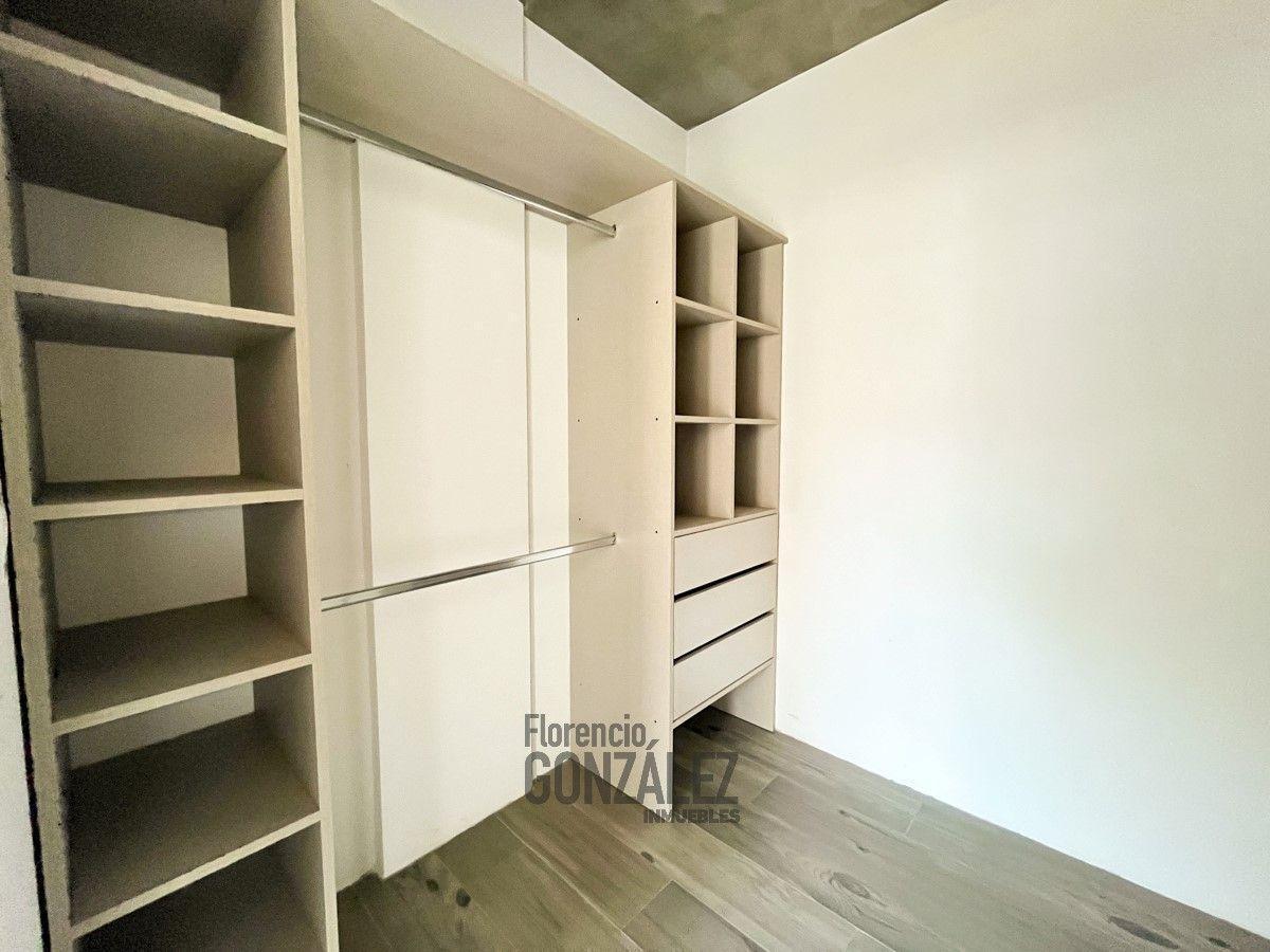 Departamento con Amplio Balcón Al Frente en Monte Castro 4