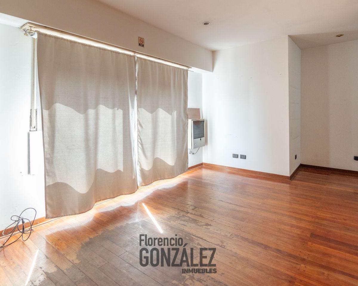 Venta de Casa 6 Amb en Versalles 2