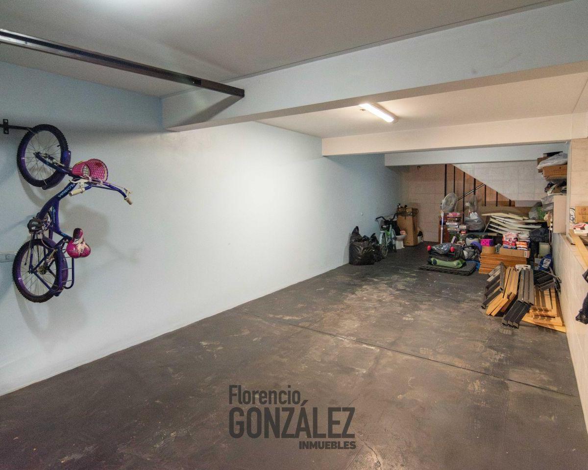 Venta Casa 4 Amb en Mataderos Barrio Naon 5