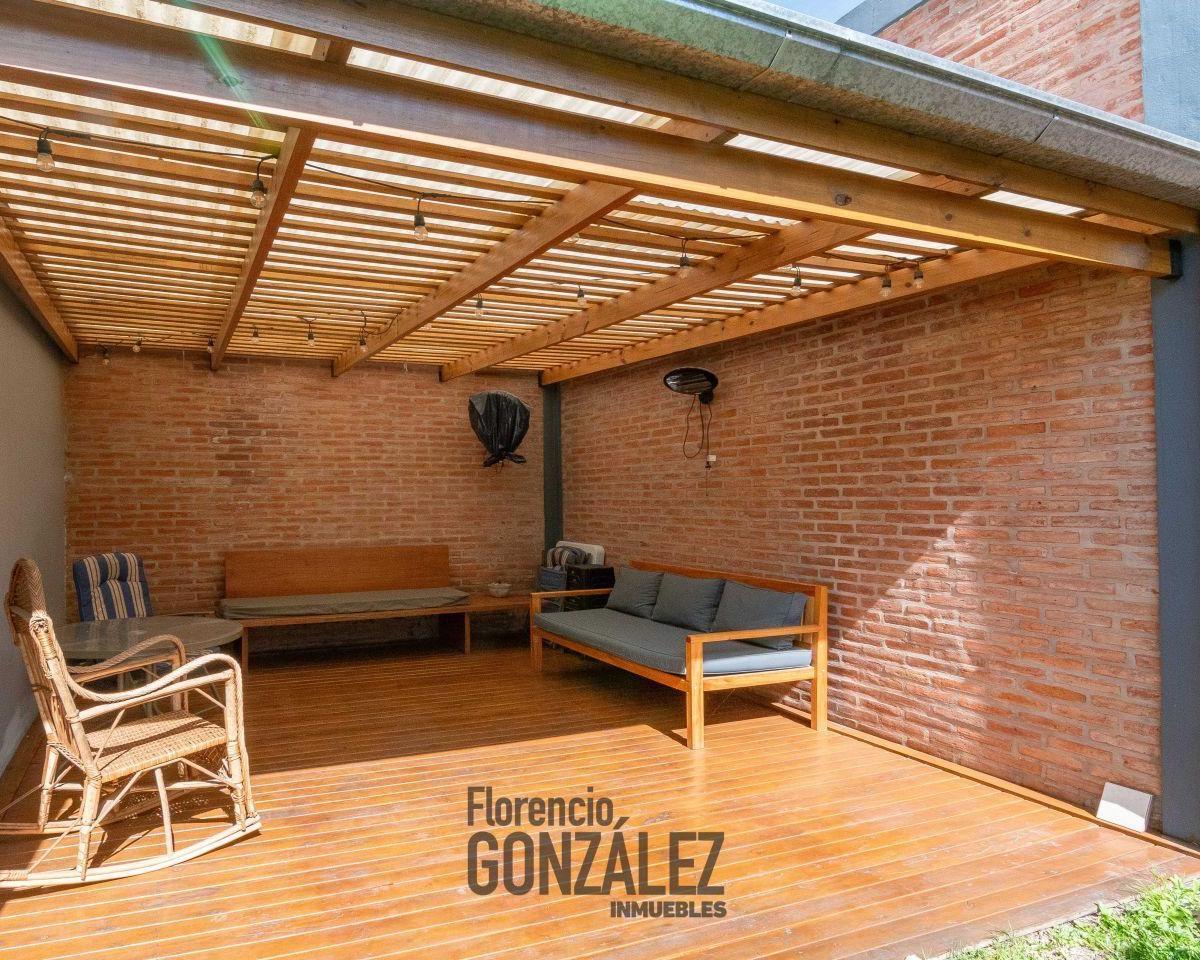 Venta Casa 4 Amb en Mataderos Barrio Naon 2