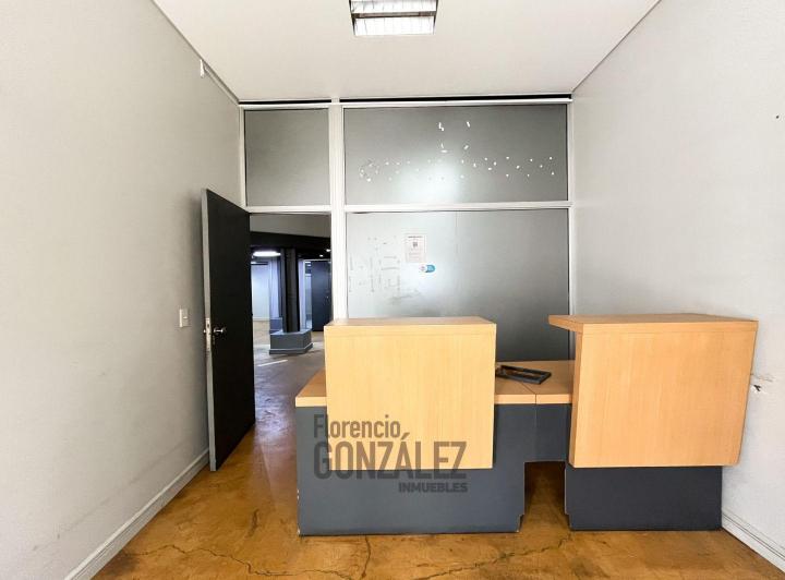 VENTA DE LOCAL EN BALVANERA 4