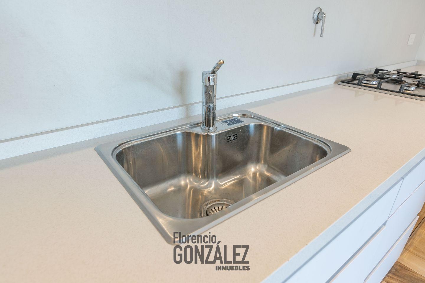 Foto de VENTA DE DEPTO 2 AMBIENTES EN LINIERS, imagen 4