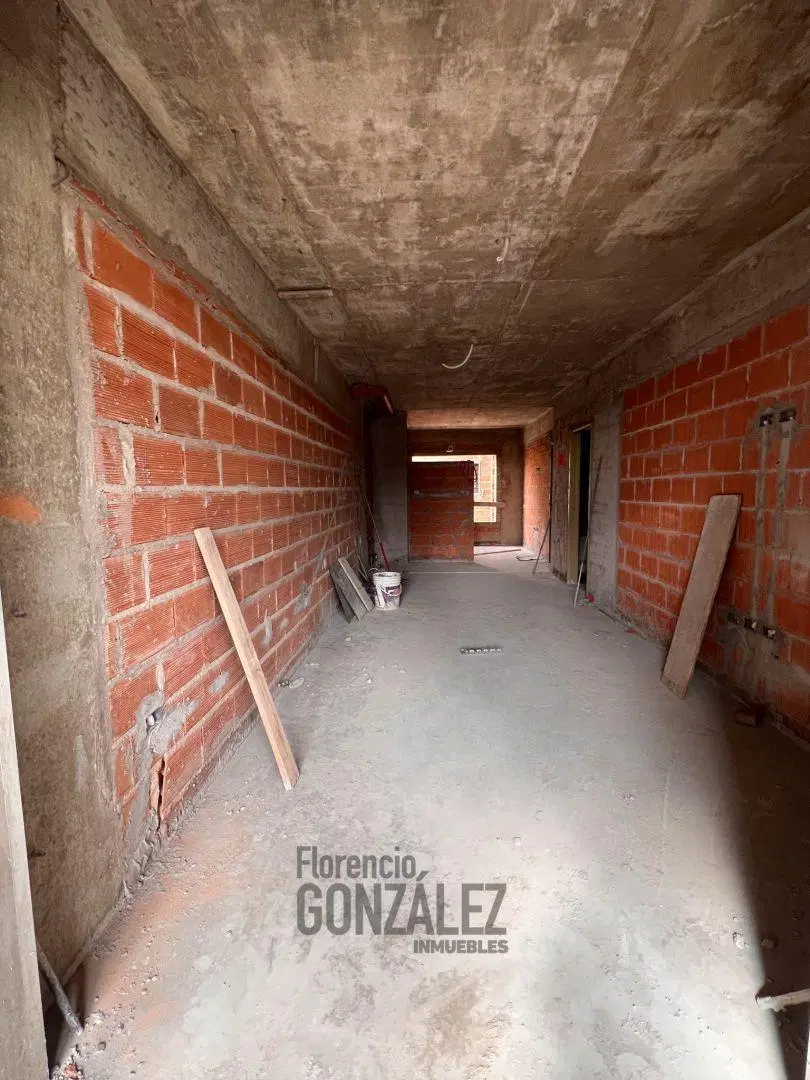 EMPRENDIMIENTO EN CONSTRUCCION 1 Y 2 AMB 4