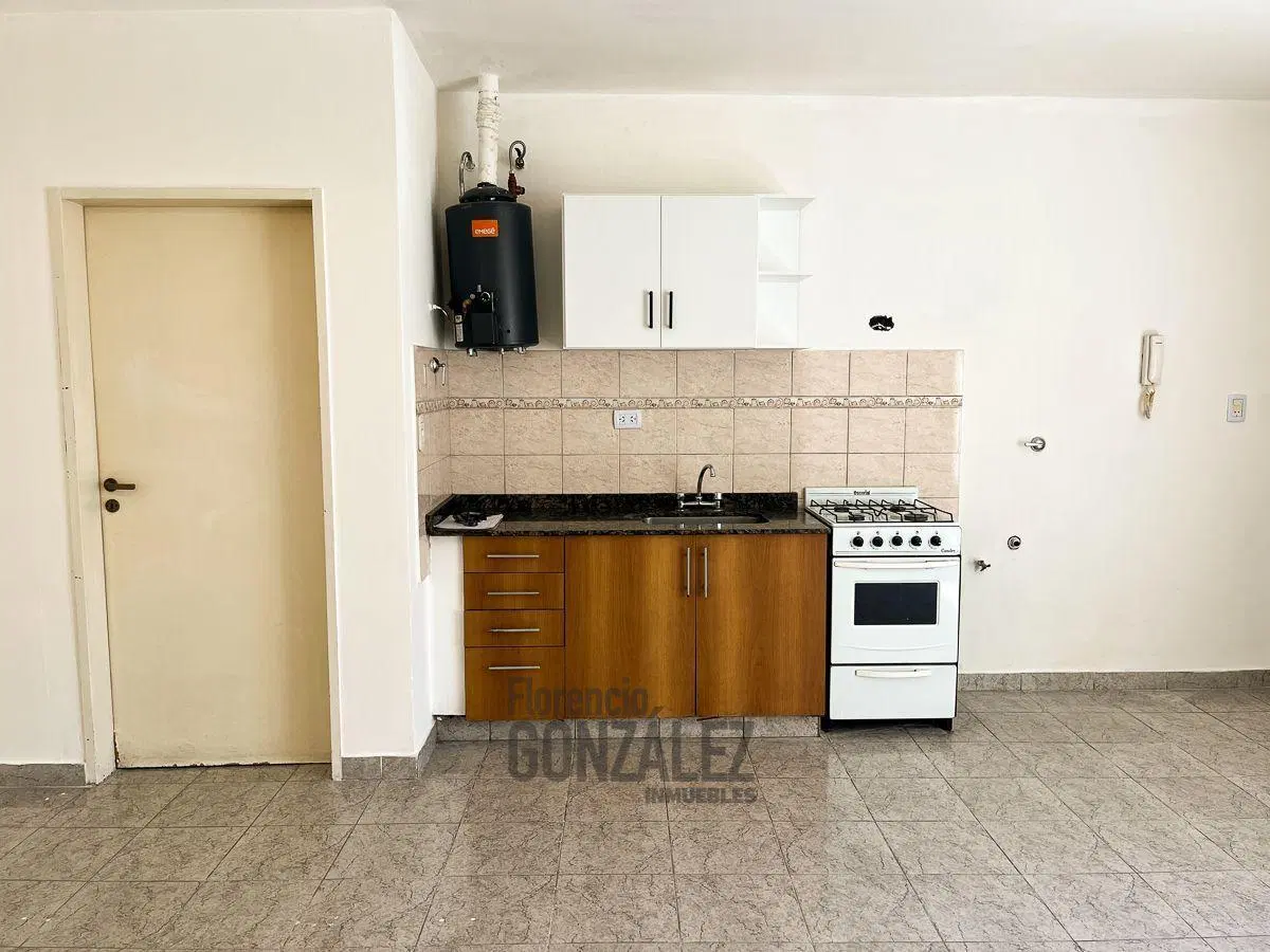 ALQUILER MONOAMBIENTE EN LINIERS 2