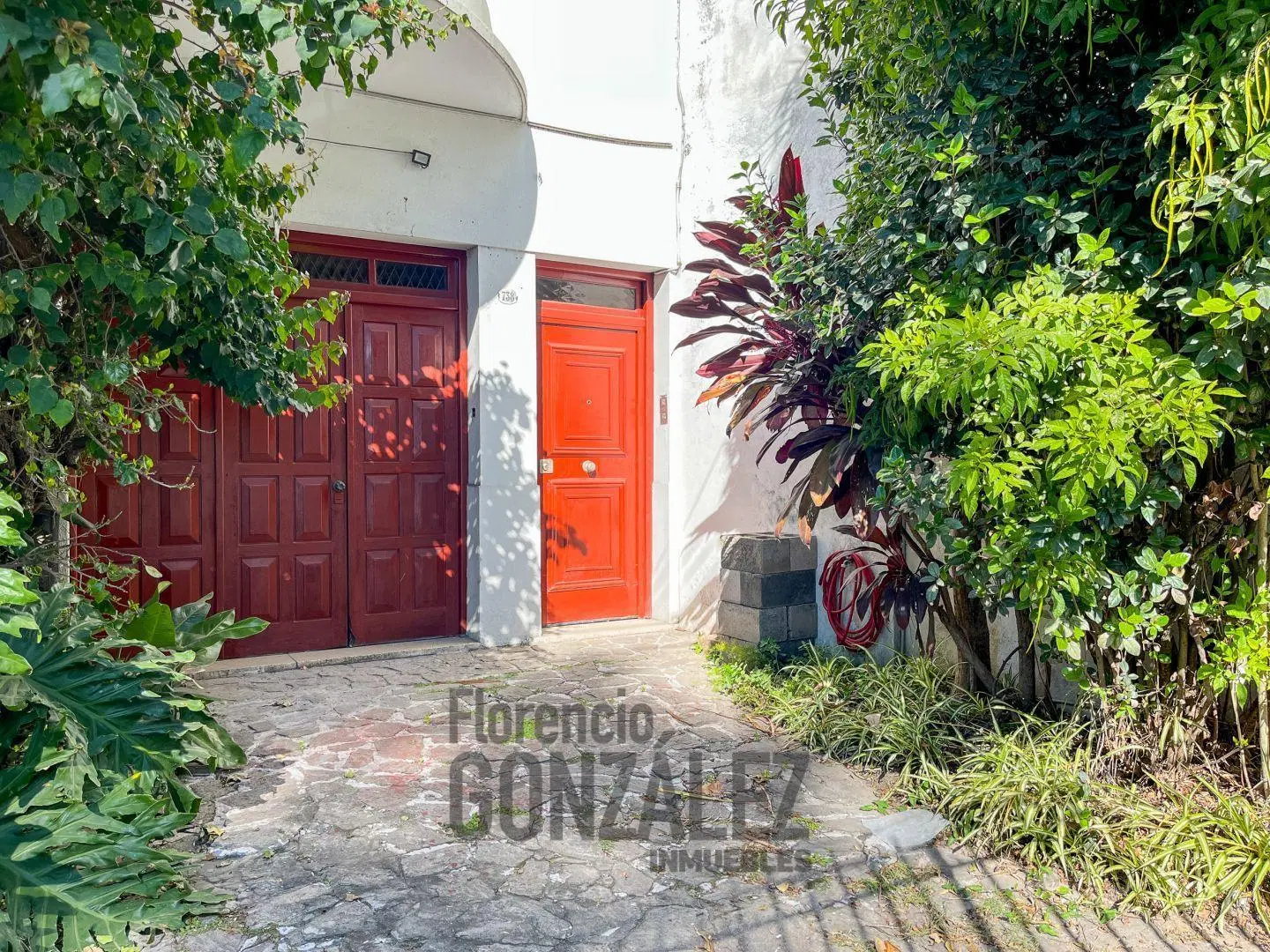 TRIPLEX 5 AMB. COCHERA PARA 2 AUTOS NUÑEZ 3