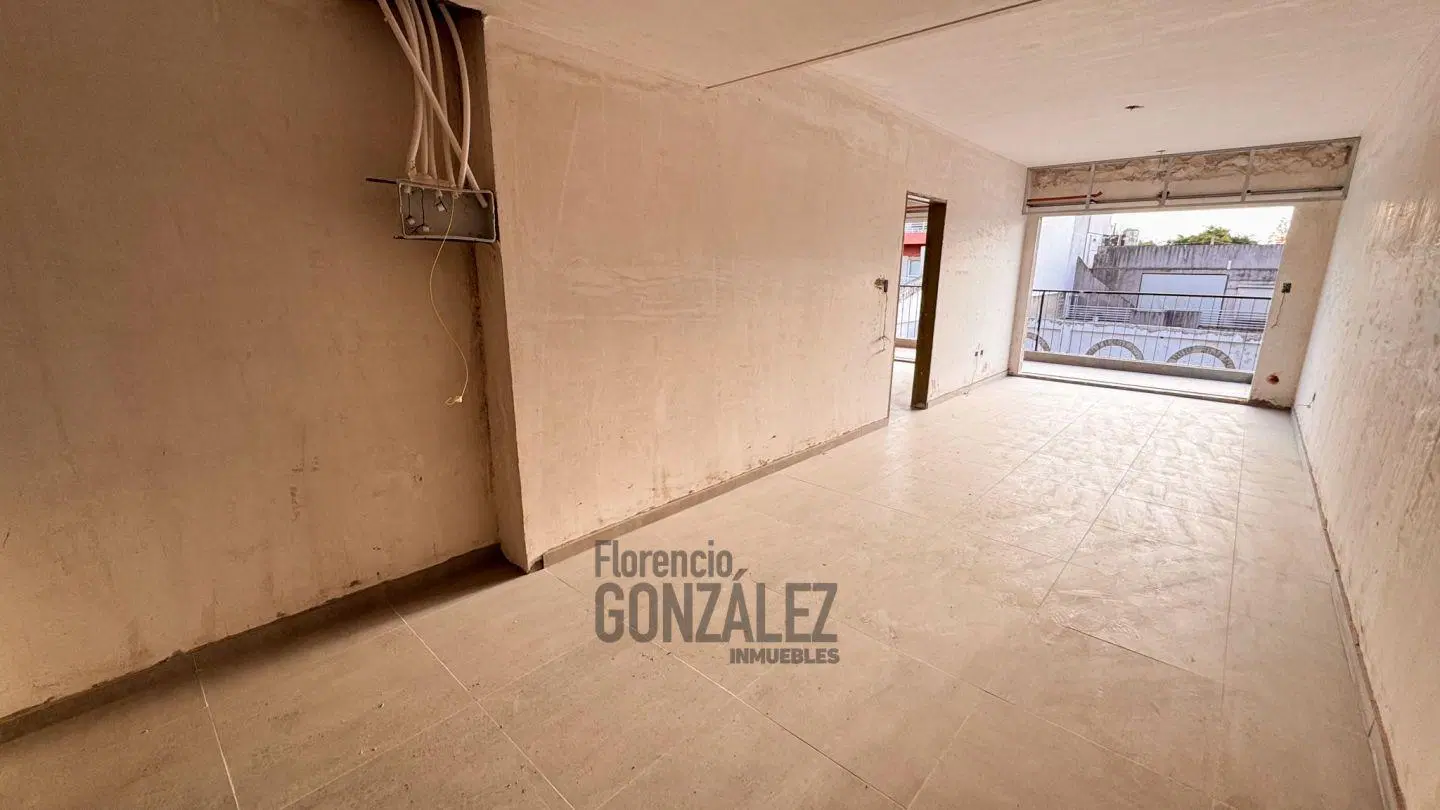 VENTA DEPARTAMENTO 2 AMB. AL FRENTE DORIMORIO EN SUITE BALCON 3